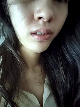 Snapshot of Hana-xinh chatting on 1, 10, 2025 Hana-xinh online show from 1, 10, 2025
