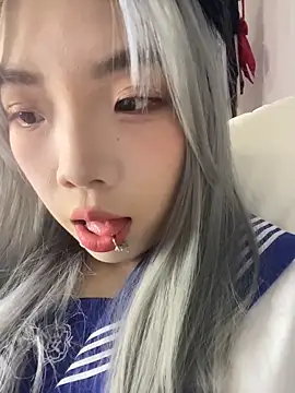 Snapshot of Aloves-21 chatting on 25, 11, 2025 Aloves-21 online show from 25, 11, 2025