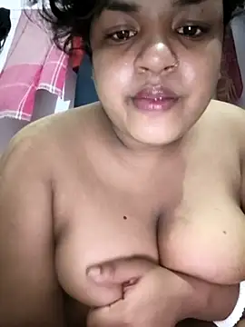 Snapshot of Deborbhavi222 chatting on 7, 7, 2026 Deborbhavi222 online show from 7, 7, 2026
