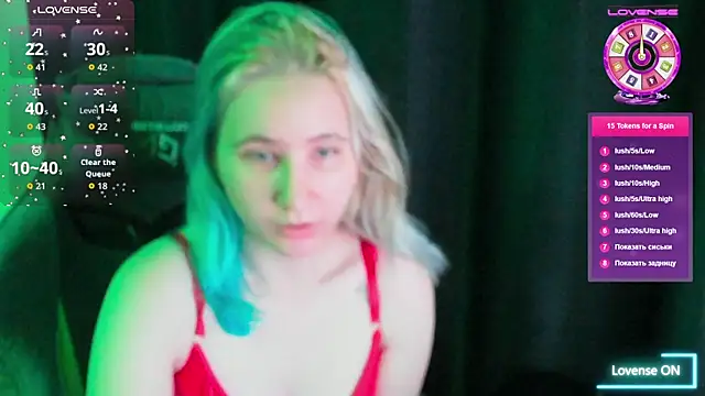 ChristinaFivePlus online show from 9, 11, 2025