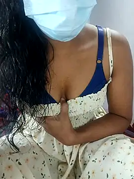 Snapshot of sexybolegirl chatting on 25, 11, 2025 sexybolegirl online show from 25, 11, 2025