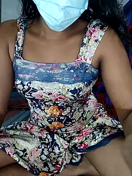 Snapshot of sexybolegirl chatting on 2, 12, 2025 sexybolegirl online show from 2, 12, 2025