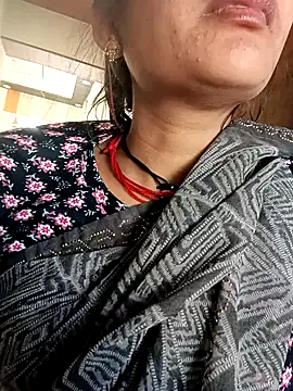 Snapshot of KumariPayal chatting on 9, 11, 2025 KumariPayal online show from 9, 11, 2025