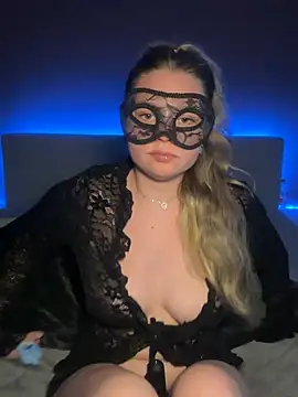 Snapshot of Cherrycolada chatting on 24, 5, 2026 Cherrycolada online show from 24, 5, 2026