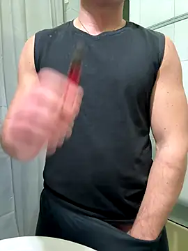 Snapshot of giovan2020 chatting on 15, 12, 2025 giovan2020 online show from 15, 12, 2025