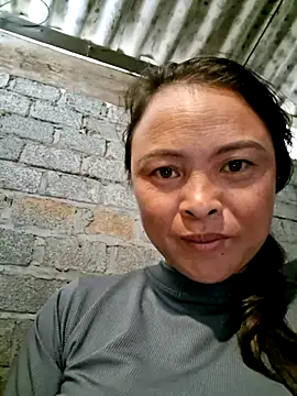 xuxulovezz online show from 28, 9, 2025