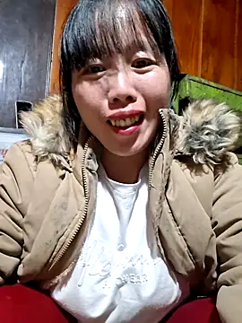 helenzz online show from 2, 11, 2025