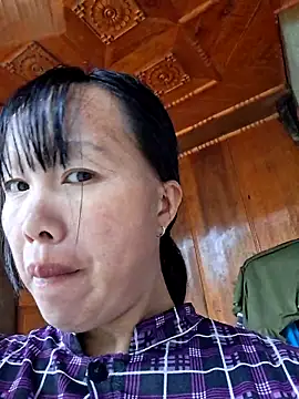 helenzz online show from 4, 11, 2025