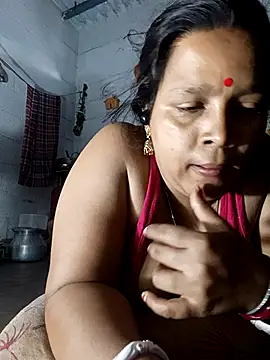 Snapshot of reya743 chatting on 25, 9, 2025 reya743 online show from 25, 9, 2025