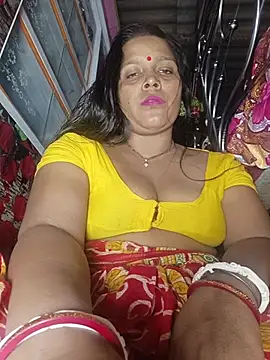 Snapshot of reya743 chatting on 11, 11, 2025 reya743 online show from 11, 11, 2025