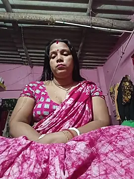 Snapshot of reya743 chatting on 27, 11, 2025 reya743 online show from 27, 11, 2025