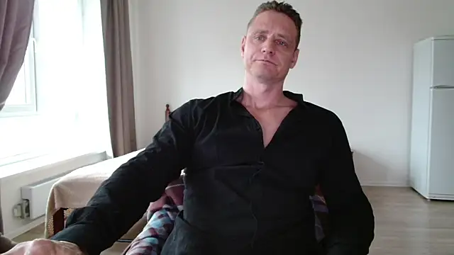 Freeze Fire online show from 4, 11, 2025