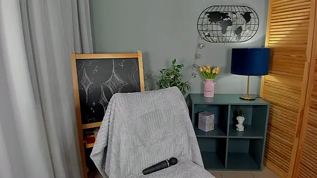 Snapshot of elliupp chatting on 18, 3, 2026 elliupp online show from 18, 3, 2026