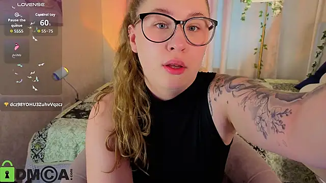 Snapshot of Elsie_Cutties chatting on 21, 6, 2026 Elsie Cutties online show from 21, 6, 2026