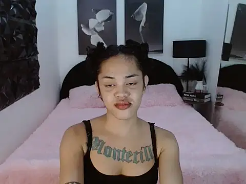 Yuriidelaveigne online show from 9, 11, 2025