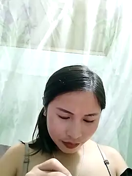 Snapshot of Mai4568 chatting on 4, 10, 2025 Mai4568 online show from 4, 10, 2025