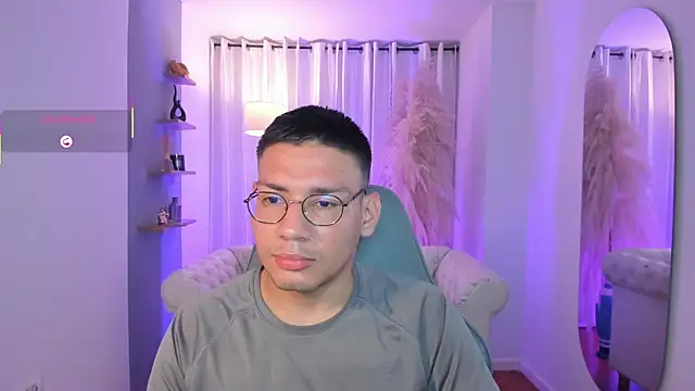 Snapshot of marcuswildx chatting on 22, 9, 2025 marcuswildx online show from 22, 9, 2025