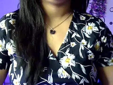 Aaliya02 online show from 1, 3, 2026