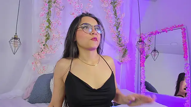 eimi rosse18 online show from 9, 2, 2026