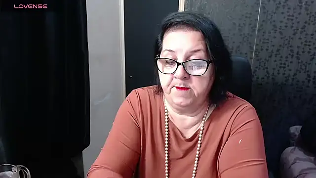 Snapshot of MissSanjanne chatting on 9, 5, 2026 MissSanjanne online show from 9, 5, 2026