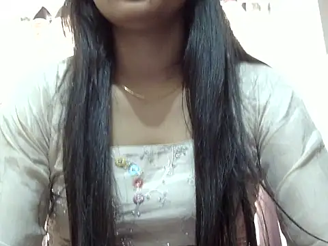 Snapshot of ANAYA_BABEE chatting on 17, 10, 2025 ANAYA BABEE online show from 17, 10, 2025