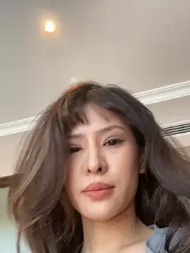 miumiu-66 online show from 20, 4, 2026