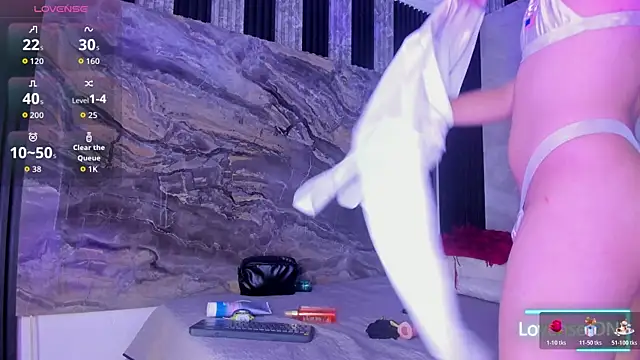 Ellis-Brown online show from 6, 11, 2025