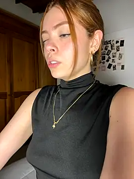 Bleer Rousse online show from 7, 11, 2025