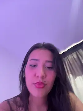 IsabellaJoness  online show from 16, 4, 2026