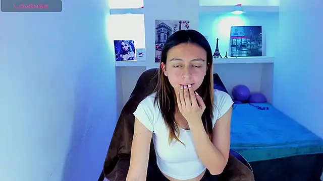 Snapshot of lala_clark chatting on 10, 10, 2025 lala clark online show from 10, 10, 2025