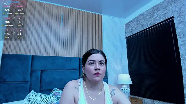 Snapshot of Bunny_boobs__ chatting on 29, 11, 2025 Bunny boobs online show from 29, 11, 2025