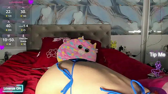 luluubloomm online show from 1, 11, 2025