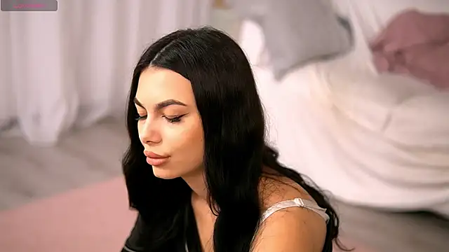 SierraVyx online show from 4, 10, 2025