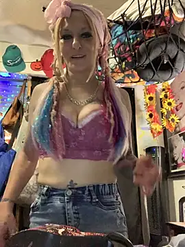 blondebarbiebae online show from 3, 3, 2026