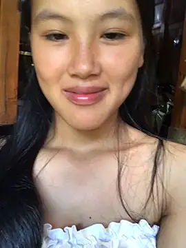 Snapshot of Mai_lovely chatting on 28, 9, 2025 Mai lovely online show from 28, 9, 2025