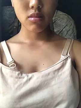 Snapshot of Mai_lovely chatting on 6, 10, 2025 Mai lovely online show from 6, 10, 2025