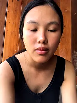 Snapshot of Mai_lovely chatting on 9, 10, 2025 Mai lovely online show from 9, 10, 2025