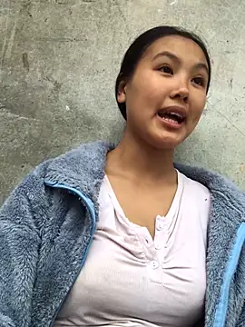 Snapshot of Mai_lovely chatting on 25, 10, 2025 Mai lovely online show from 25, 10, 2025