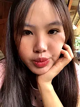 Snapshot of Mai_lovely chatting on 16, 11, 2025 Mai lovely online show from 16, 11, 2025