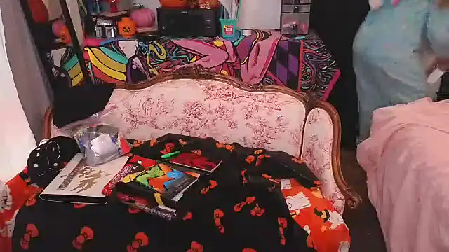 xofrankiefinexo online show from 12, 10, 2025