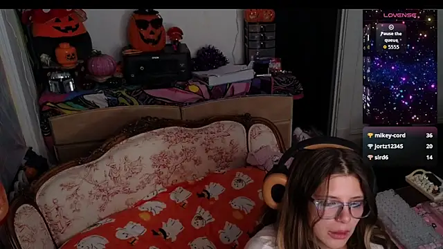 xofrankiefinexo online show from 15, 10, 2025