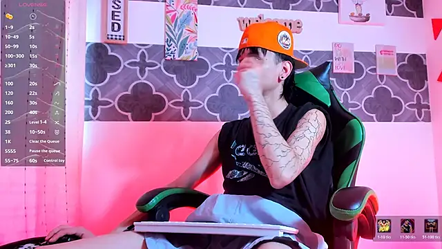 Skinny batman online show from 8, 1, 2026