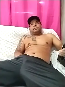 Snapshot of Jonh_87 chatting on 23, 10, 2025 Jonh 87 online show from 23, 10, 2025