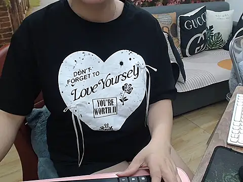 Lilya 39 online show from 29, 10, 2025