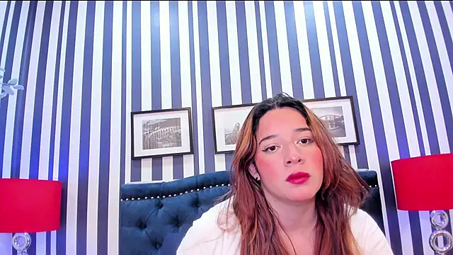 Snapshot of Dani_Velasquez chatting on 8, 10, 2025 Dani Velasquez online show from 8, 10, 2025