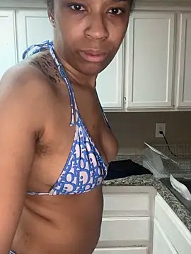 YeahhhitsBreezy online show from 15, 4, 2026