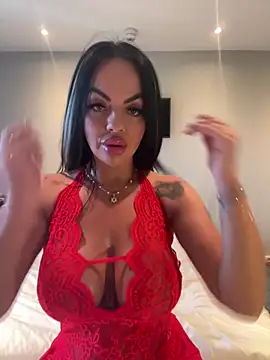 Snapshot of CarmenMB chatting on 30, 9, 2025 CarmenMB online show from 30, 9, 2025