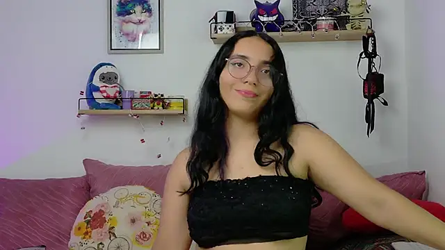 LucyDerby online show from 5, 2, 2026