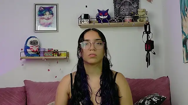 LucyDerby online show from 10, 2, 2026