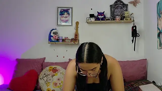 LucyDerby online show from 21, 3, 2026